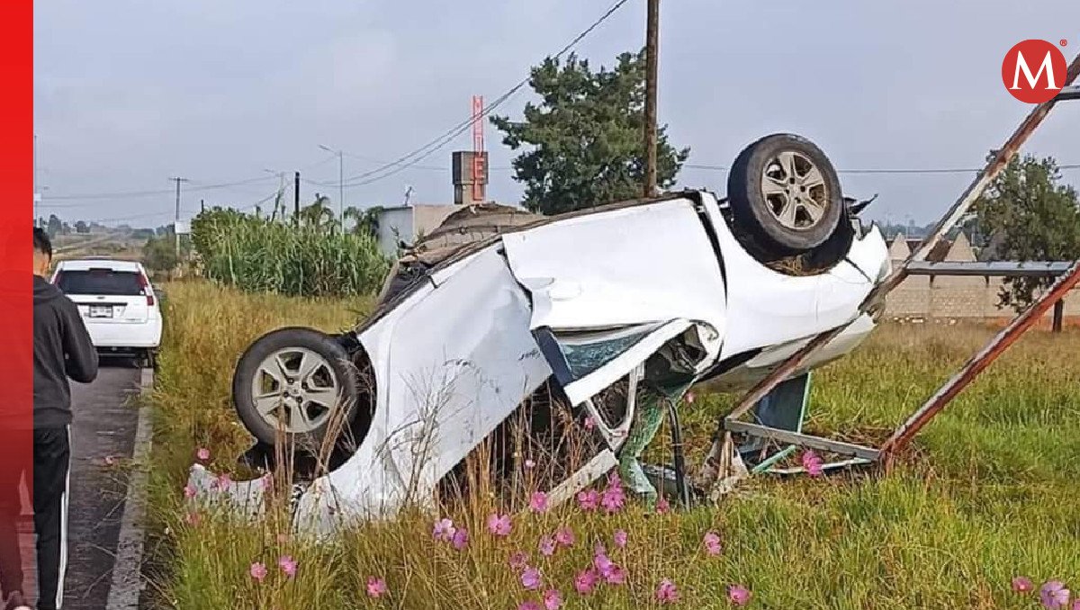 Muere mujer en volcadura sobre la Apizaco-Muñoz | Especial