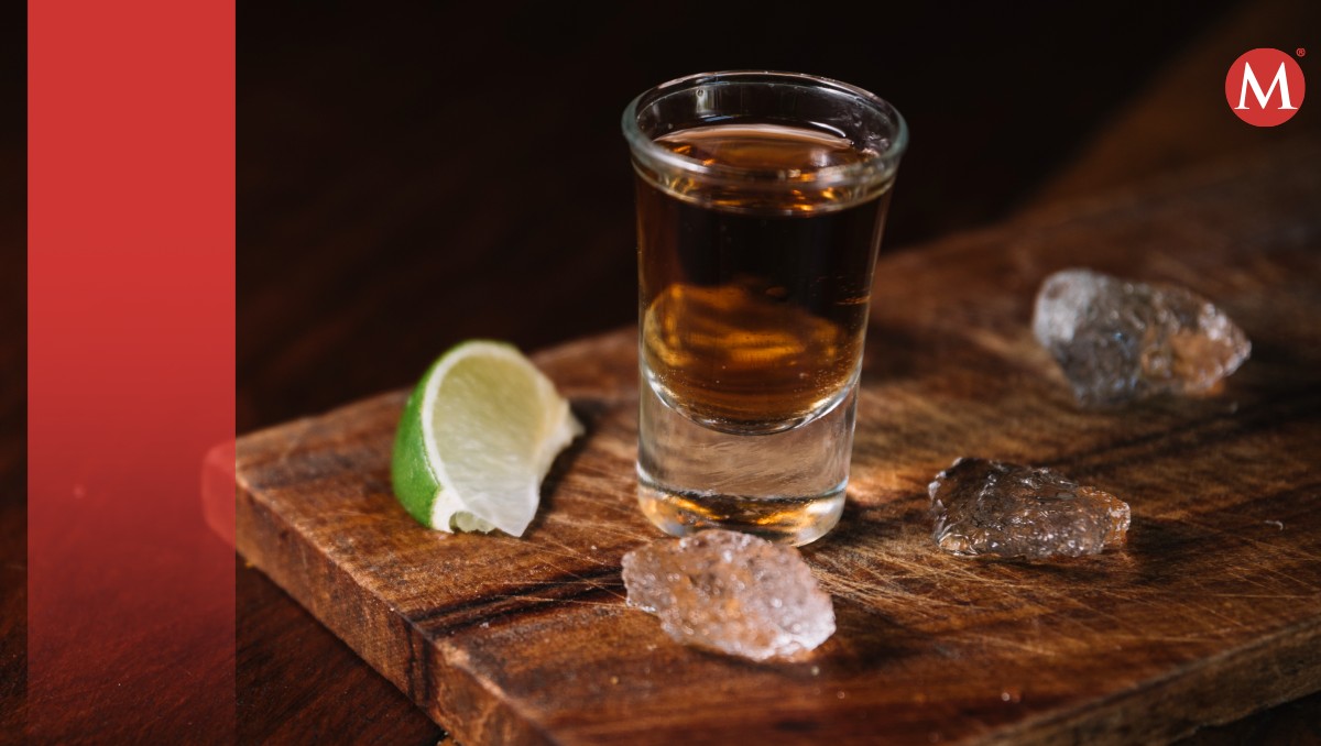El tequila es una de las bebidas alcohólicas más vendidas en México y de las más relacionadas con la cultura nacional. (Freepik)