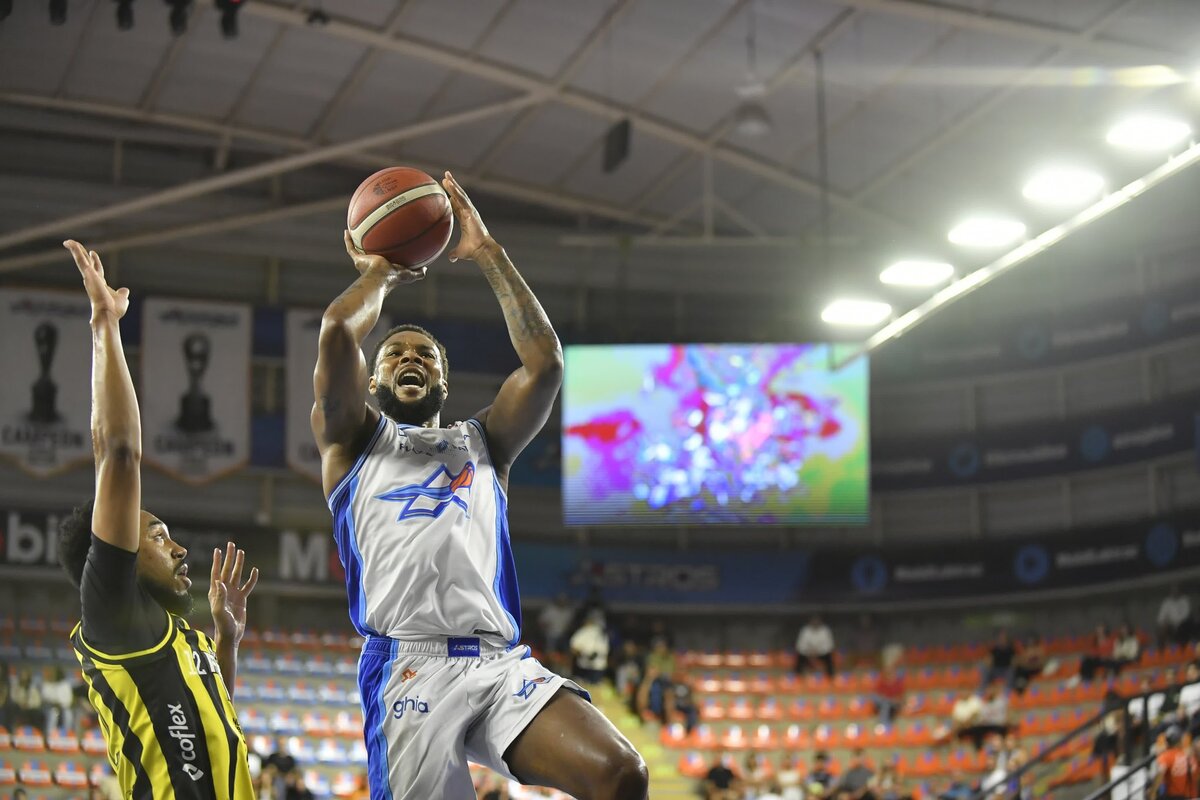 Astros de Jalisco remonta y conquista el primero ante Fuerza Regia en LNBP (Cortesía)