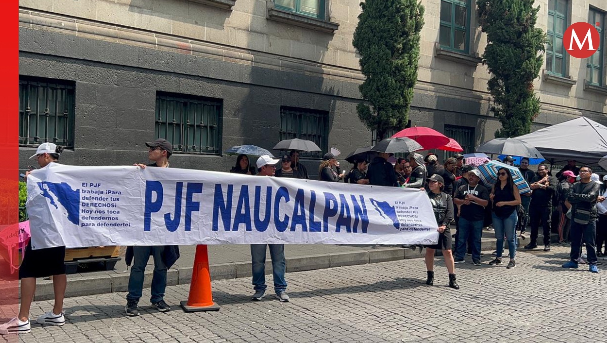 Trabajadores protestan afuera de la Suprema Corte de Justicia de la Nación (Especial)