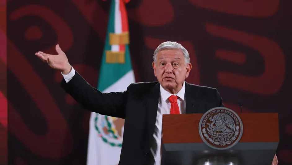 "Está desatada la maleantada", dice AMLO ante reaparición de Zedillo