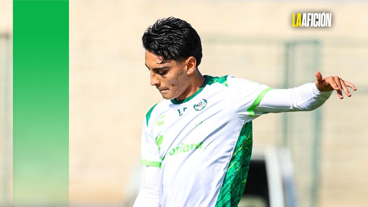 Santiago Naveda ha disputado más de 400 minutos con la playera albiverde (Santos Laguna)