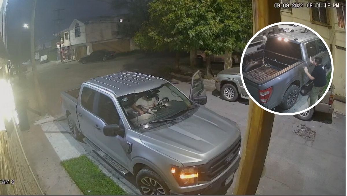 El momento exacto en que el ladrón fue descubierto quedó grabado en las cámaras de seguridad de la casa / Especial.