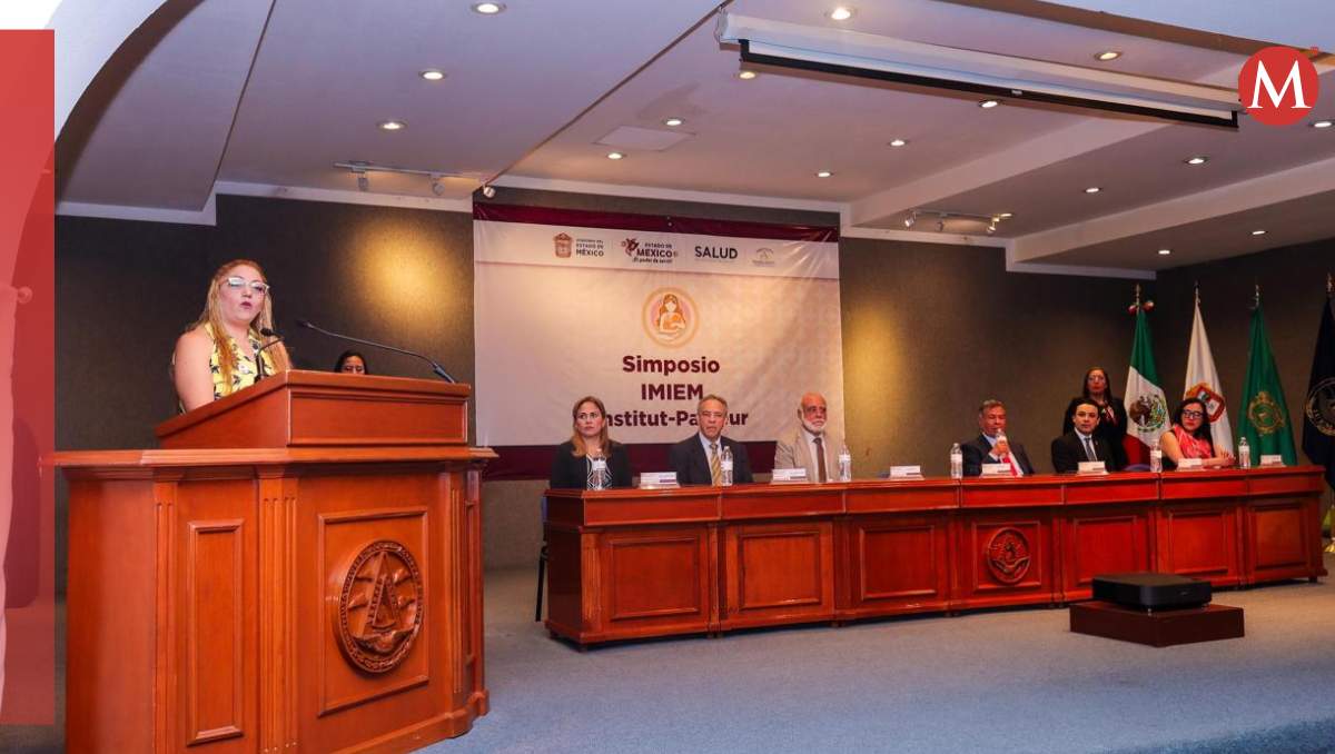 Macarena Montoya Olvera, Secretaria de Salud del Estado de México, al inaugurar el Simposium. Especial