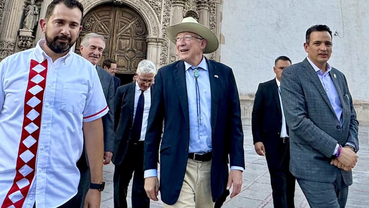 Ken Salazar rechaza señalamientos de AMLO sobre violencia en Sinaloa | Foto: @USAmbMex