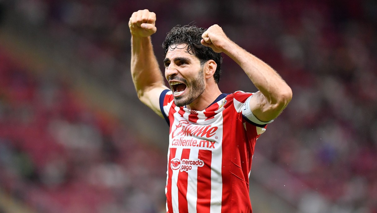 Antonio Briseño, jugador de Chivas, durante partido ante León en la Liga MX (Mexsport)