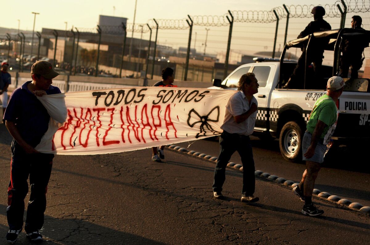 Ayotzinapa: marchas en Guerrero y CDMX a 10 años de la desaparición de los 43 | Especial
