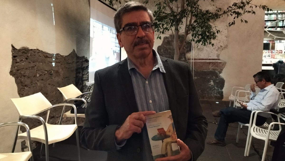 Víctor Reynoso presenta su libro 'El olvidado asombro: 18 poemas para leer la política' | Verónica López