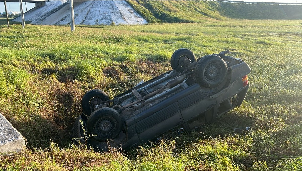 Volcadura sobre la carretera Reynosa-San Fernando. (SSP)