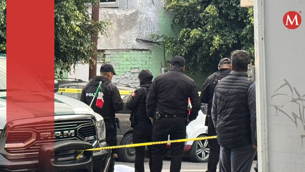 Elementos de la SSC vigilan la escena del crímen (Ramón Bragaña)
