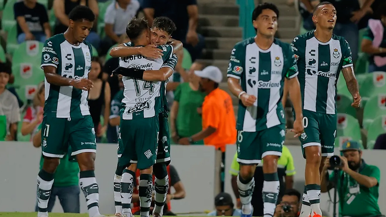 Santos Laguna sorprende y derrota al Toluca