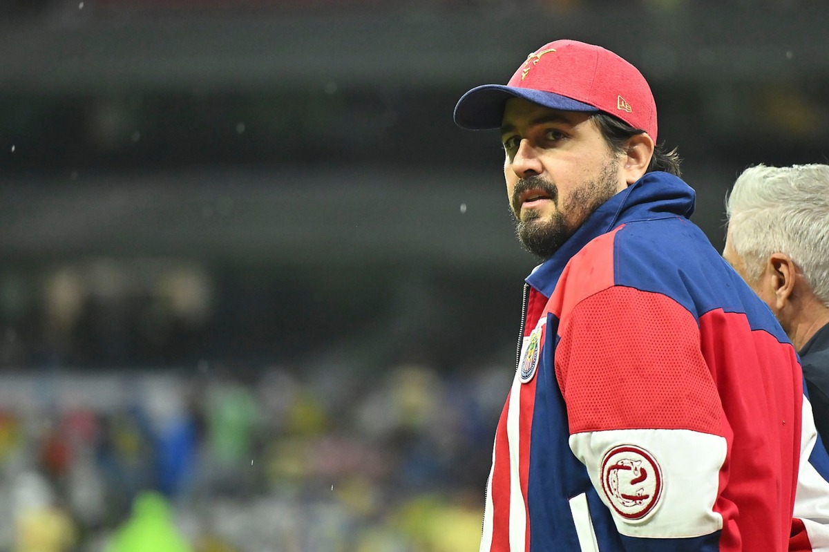 Amaury Vergara reconoce que hay jugadores en Chivas que no rinden (Imago 7)