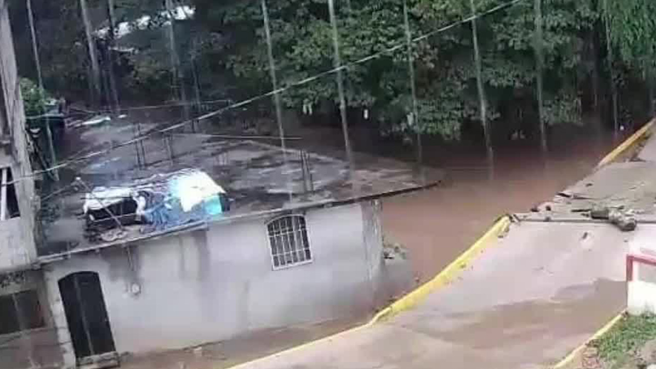 Se eleva a cuatro la cifra de fallecimientos en Guerrero tras el impacto del huracán 'John'