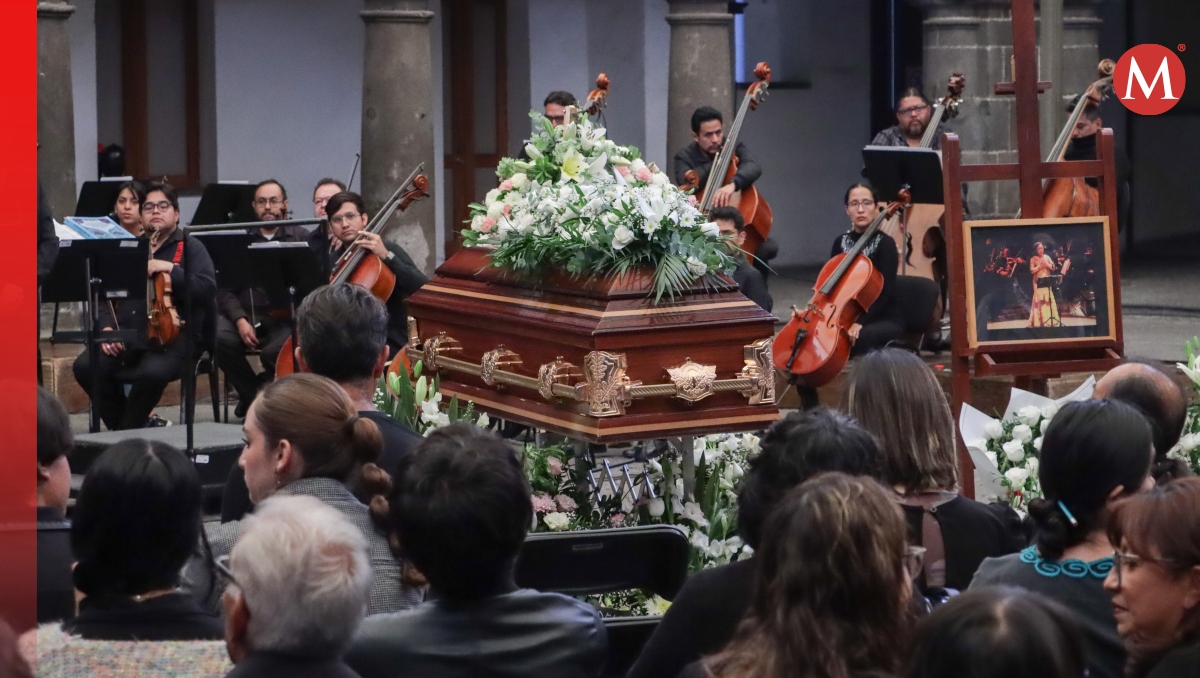 Realizan homenaje de cuerpo presente a la soprano poblana Elisa Ávalos | EsImagen