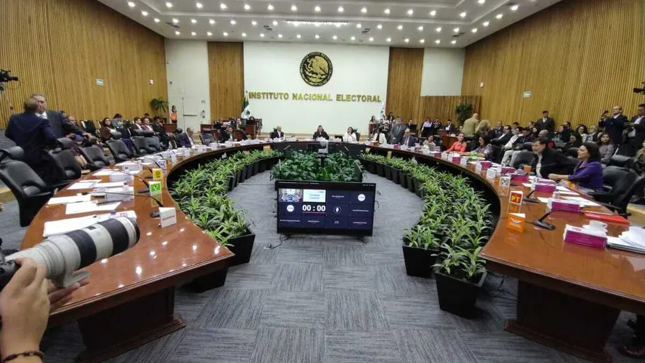 Juez ordena al INE a poner freno a proceso que llevará a la elección de juzgadores en 2025