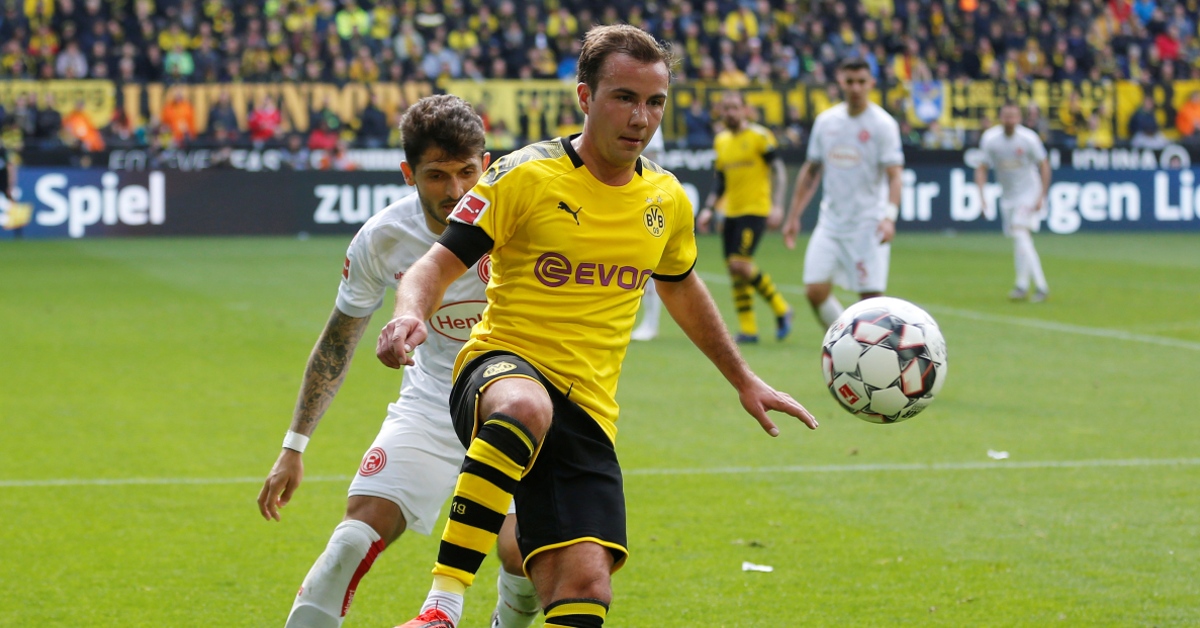 Mario Götze admite que fue un error dejar el Dortmund para fichar por el Bayern Múnich (Reuters)