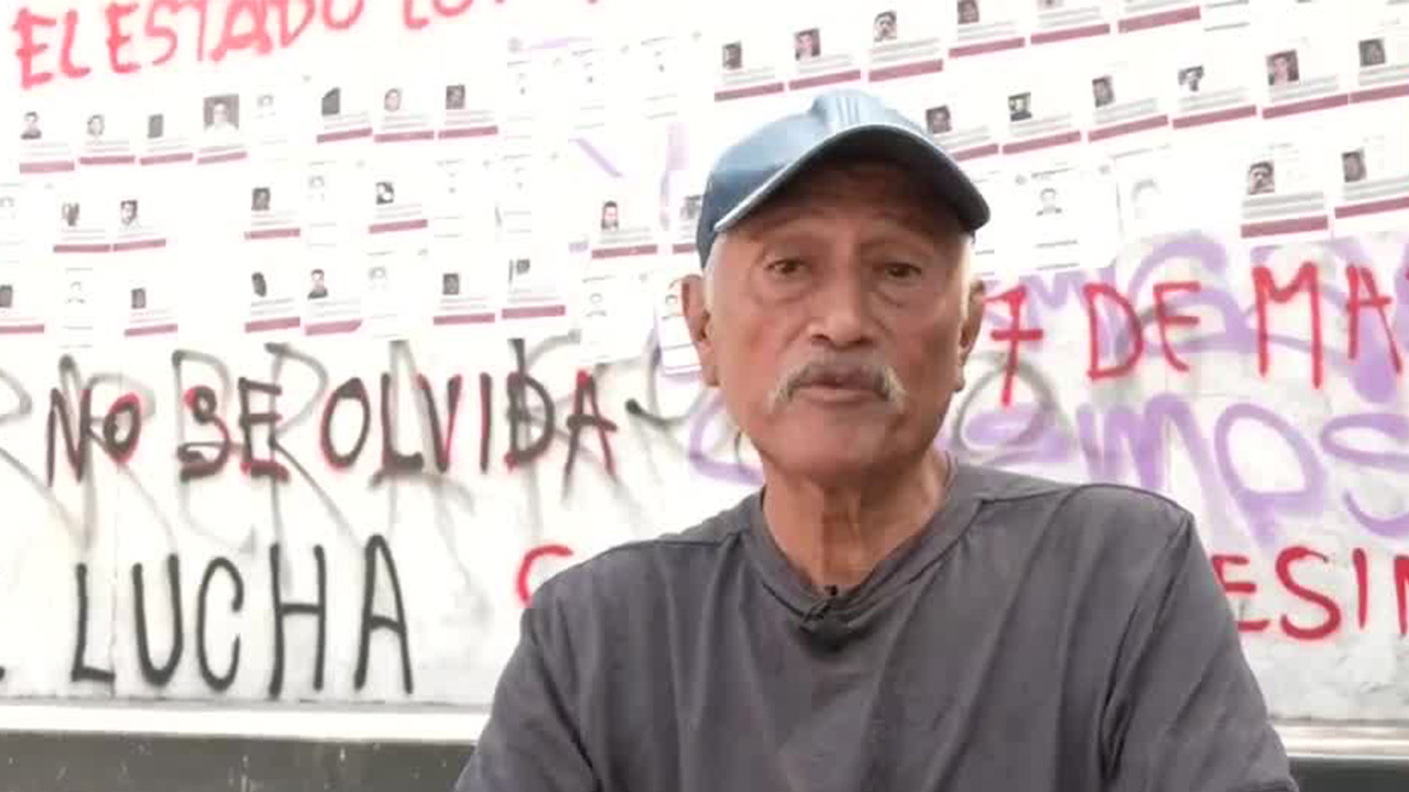 Padres normalistas se han visto obligados a abandonar su lucha a causa de enfermedades