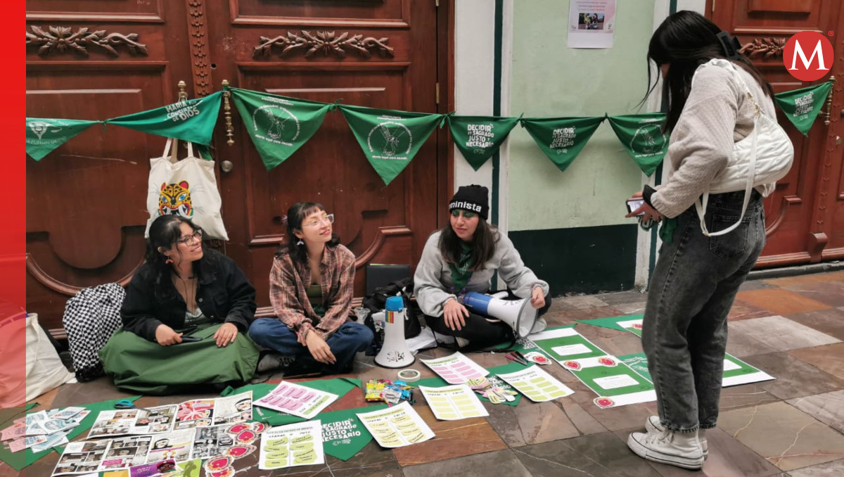 Colectivas realizan festejo por aborto legal y seguro en Puebla | Melanie Torres