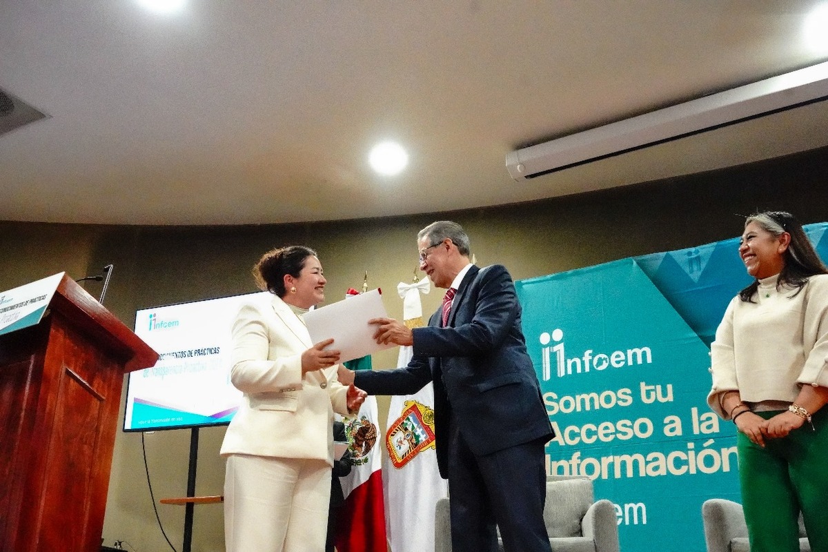 DIF  recibe reconocimiento en materia de transparencia | Foto: cortesía