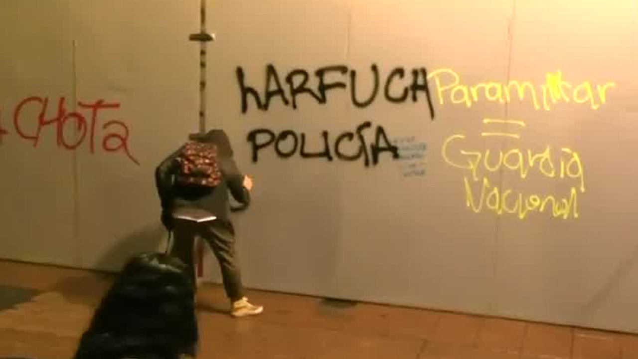 Finaliza marcha en conmemoración al décimo aniversario del caso Ayotzinapa