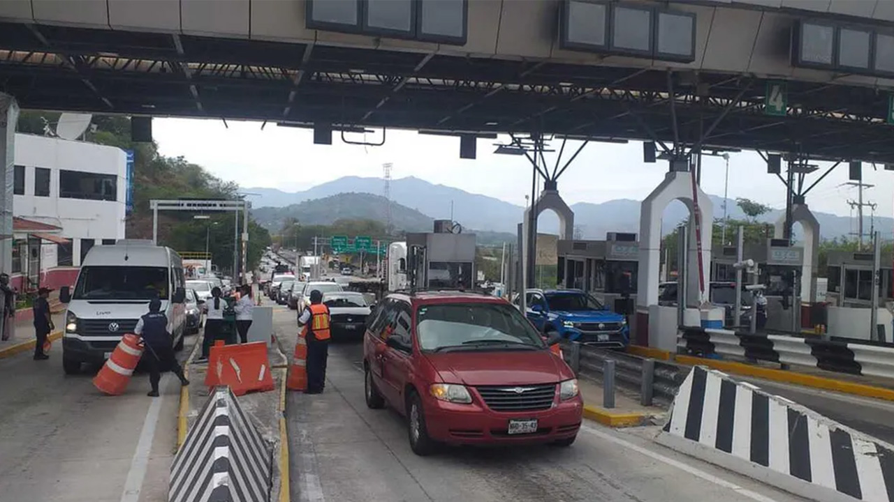Gobernadora Evelyn Salgado confirma libre peaje en la Autopista del Sol tras el paso de 'John'