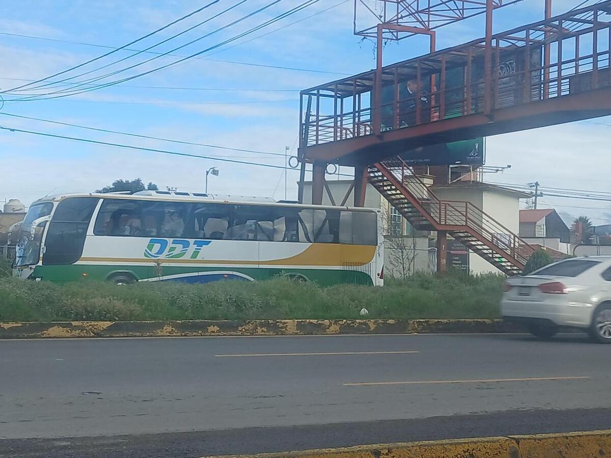 Camión ODT atropella a un hombre que intentaba cruzar la calle.