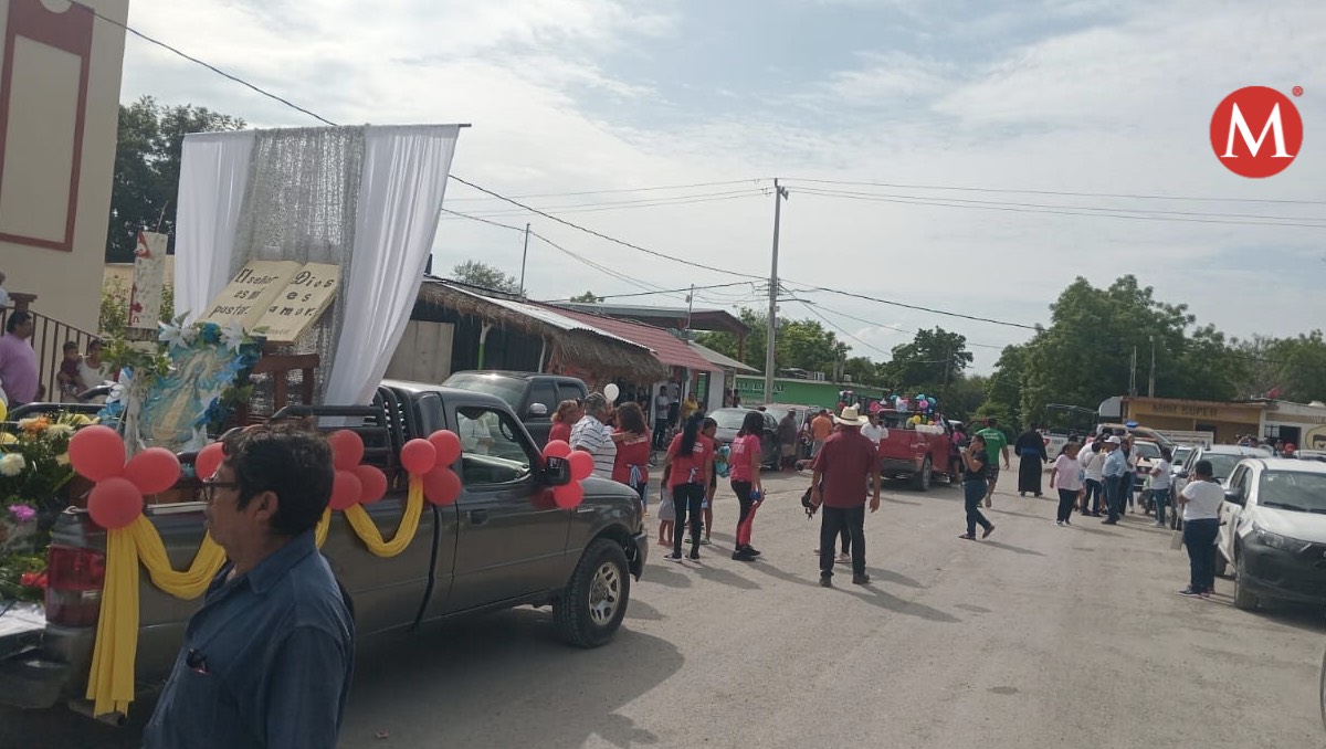 Camioneta atropella a peregrinos en Llera, Tamaulipas