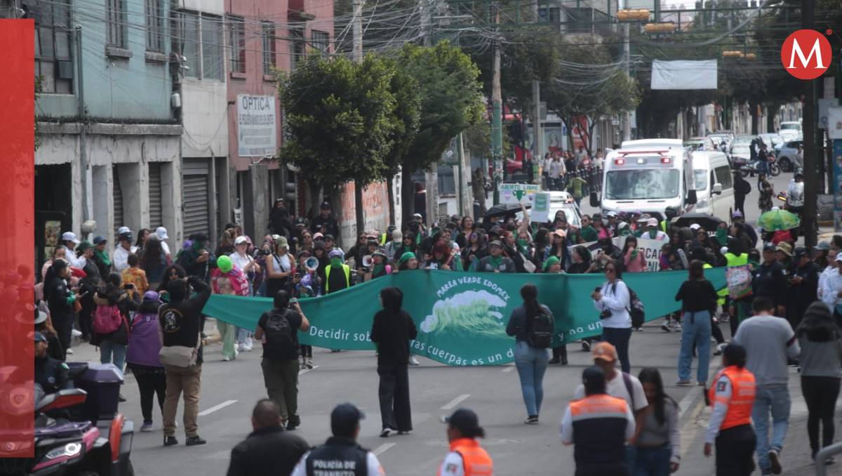 Colectivas feministas salieron a las calles para exigir el acceso a la interrupción legal del embarazo. Foto: Tania Contreras