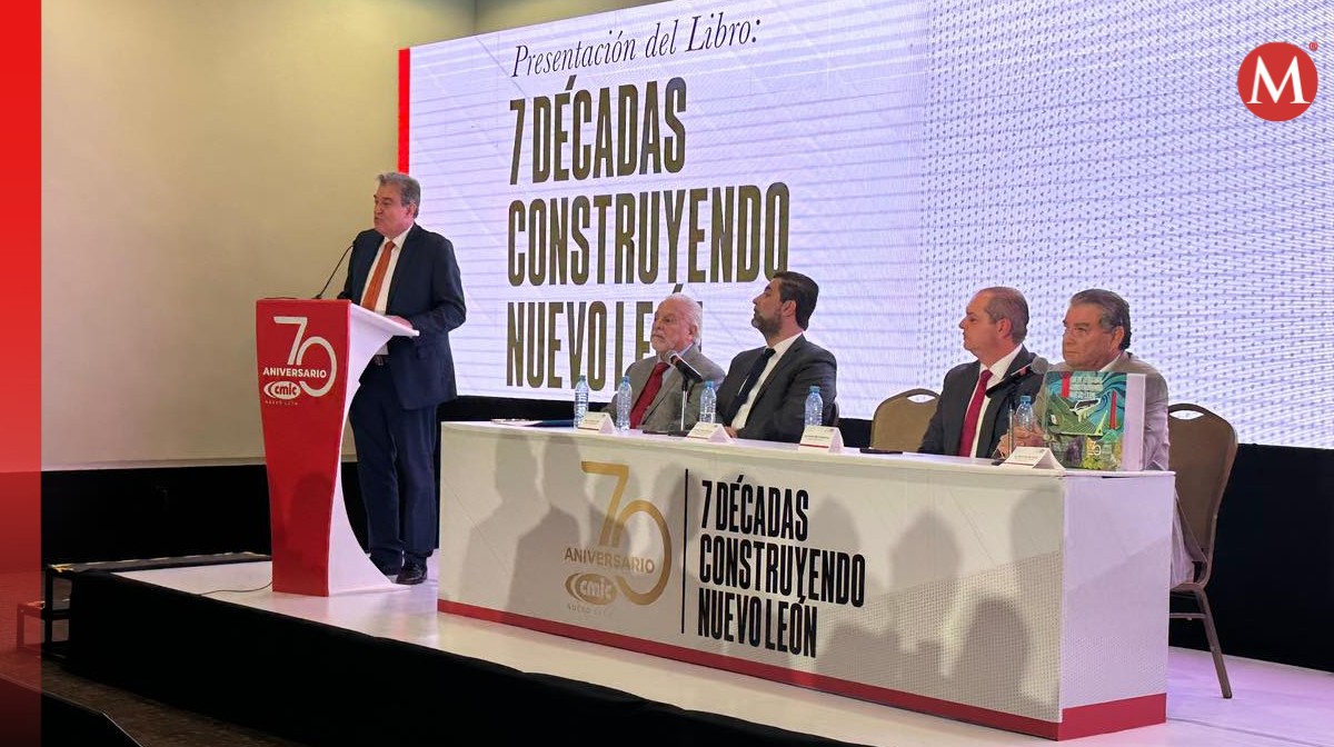 Presentación del libro de la CMIC. Foto: Especial