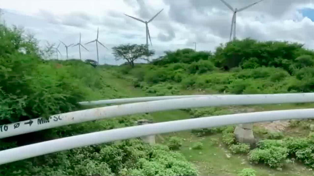Fuerte olor a hidrocarburo mantienen en alerta a 7 comunidades de Oaxaca