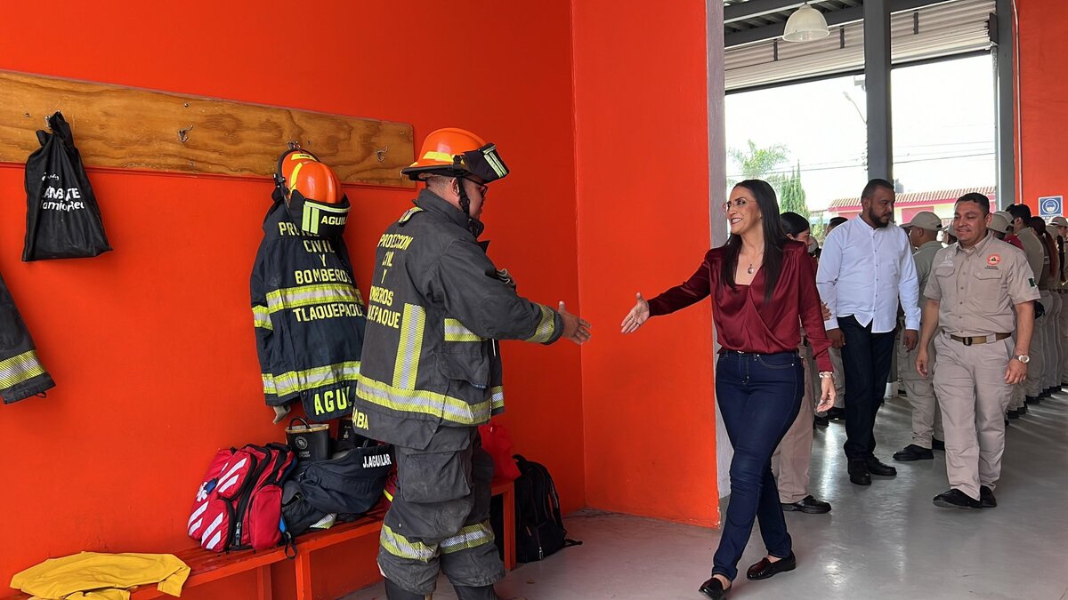 Recorre Imelda Pérez las instalaciones de los cuerpos de seguridad de Tlaquepaque (Cortesía)
