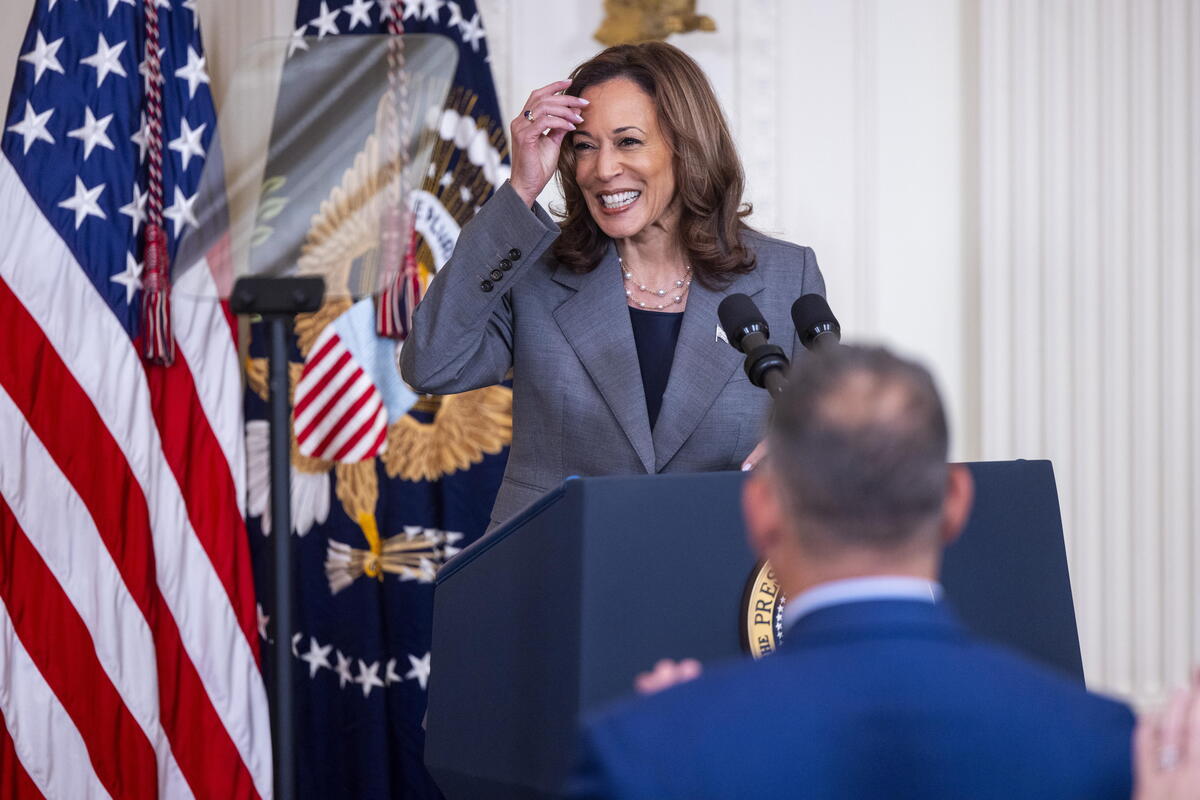 La vicepresidenta de Estados Unidos, Kamala Harris, hace comentarios sobre la violencia armada en Estados Unidos | Foto: EFE