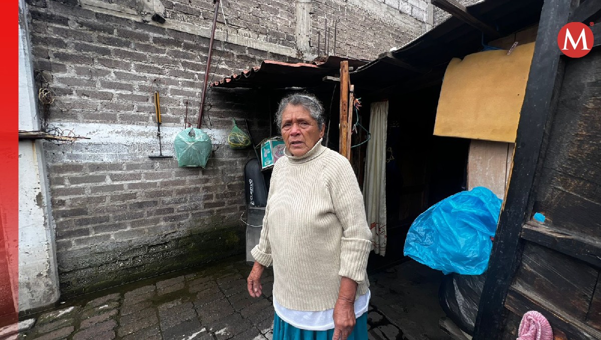 La familia de Fidelina vive sin muebles ni camas tras las afectaciones por la inundación en Chalco. Foto: (Zuleyma García)