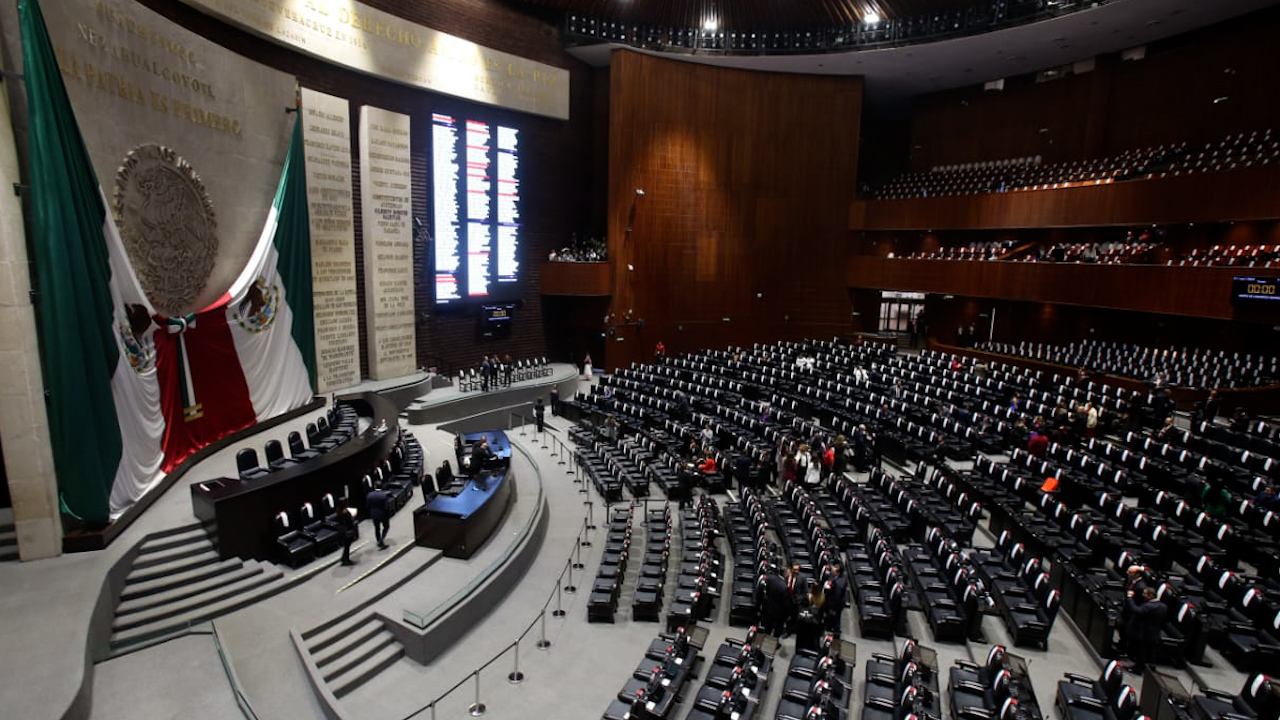 Legisladores comienzan a llegar al Congreso de la Unión para toma de protesta de Claudia Sheinbaum