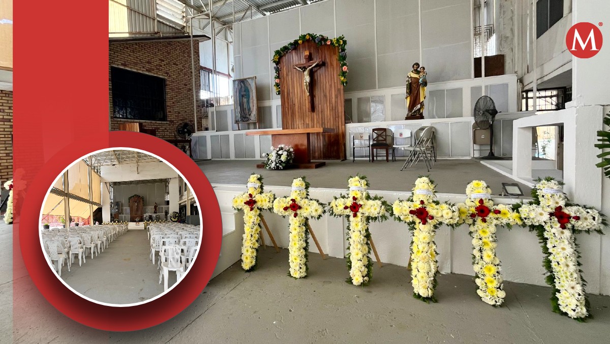 La parroquia ha invitado a encender un cirio previo a la misa. (Erik Saldaña)