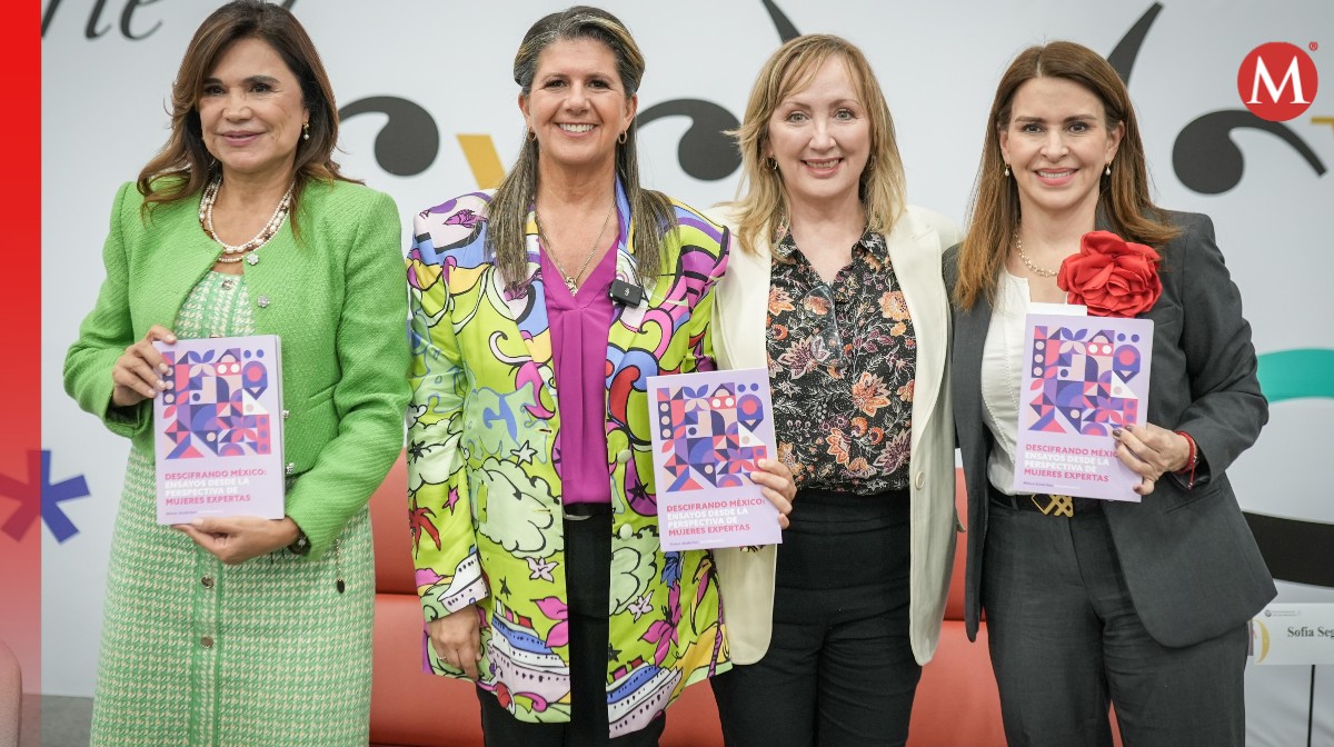 Martha Herrera presenta su libro en la FIL Monterrey. Foto: cortesía