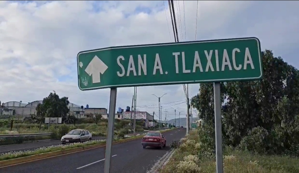 Localizan fosa clandestina en San Agustín Tlaxiaca. (Guadalupe Trejo)