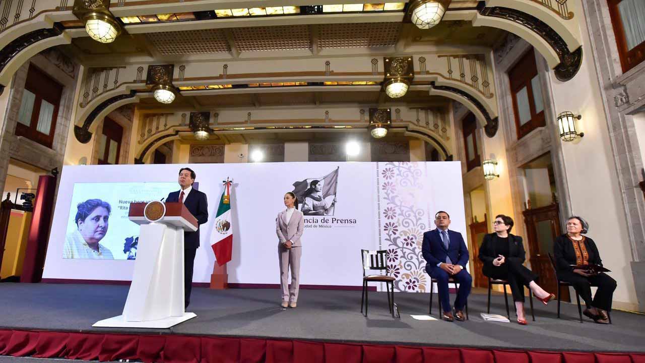 Mario Delgado anuncia nueva beca universal para todos los estudiantes de nivel básico