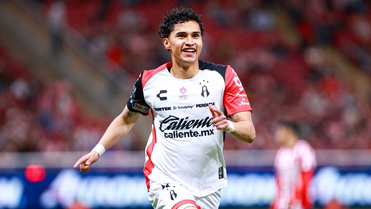 Jeremy Márquez festeja su gol en el Clásico Tapatío (Mexsport)