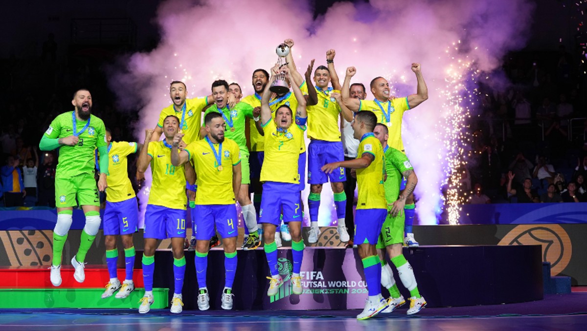 Brasil es campeón del Mundial de Futbol de Sala 2024 tras vencer a Argentina en el Clásico de Sudamérica  (X @FIFAWorldCup)