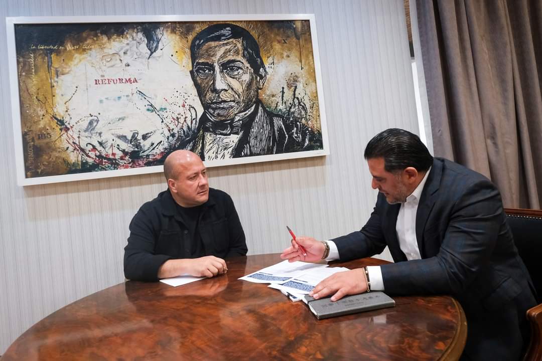 El gobernador y el fiscal se reunieron para hablar sobre los avances de la investigación de los causas de los incendios. (Cortesía)