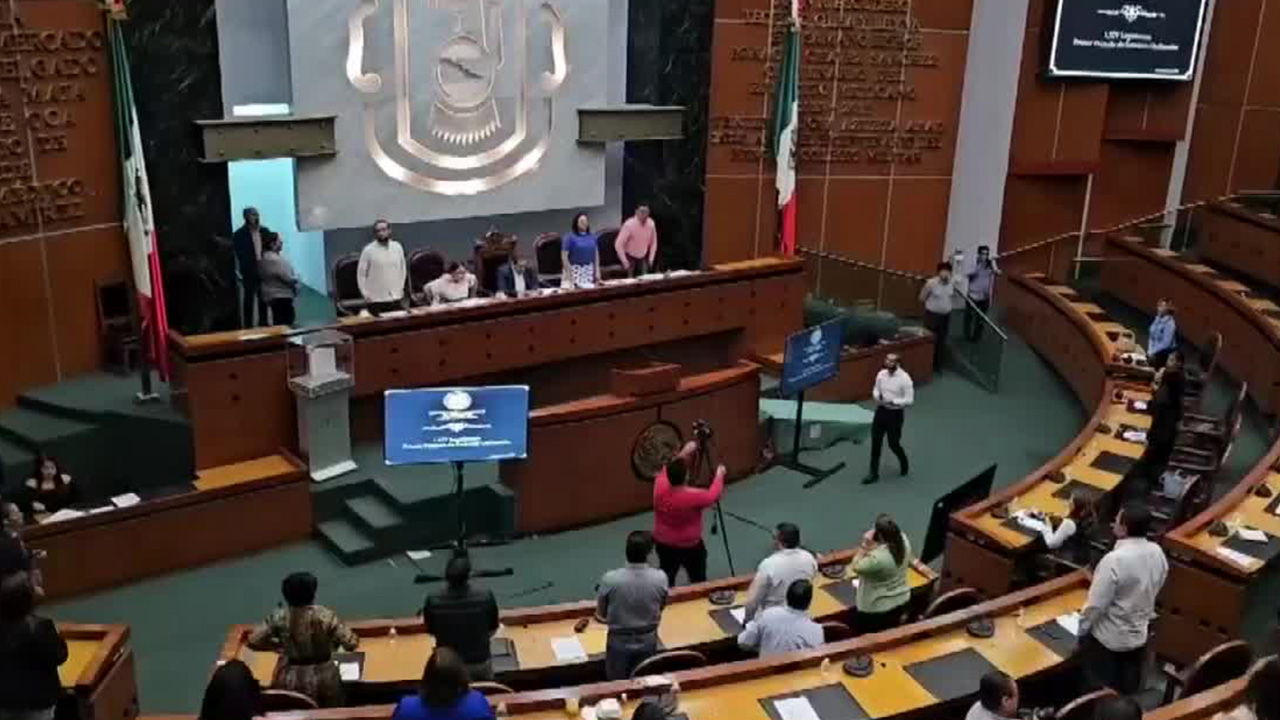 Ayuntamiento de Chilpancingo decreta tres días de luto por el asesinato de Alejandro Arcos