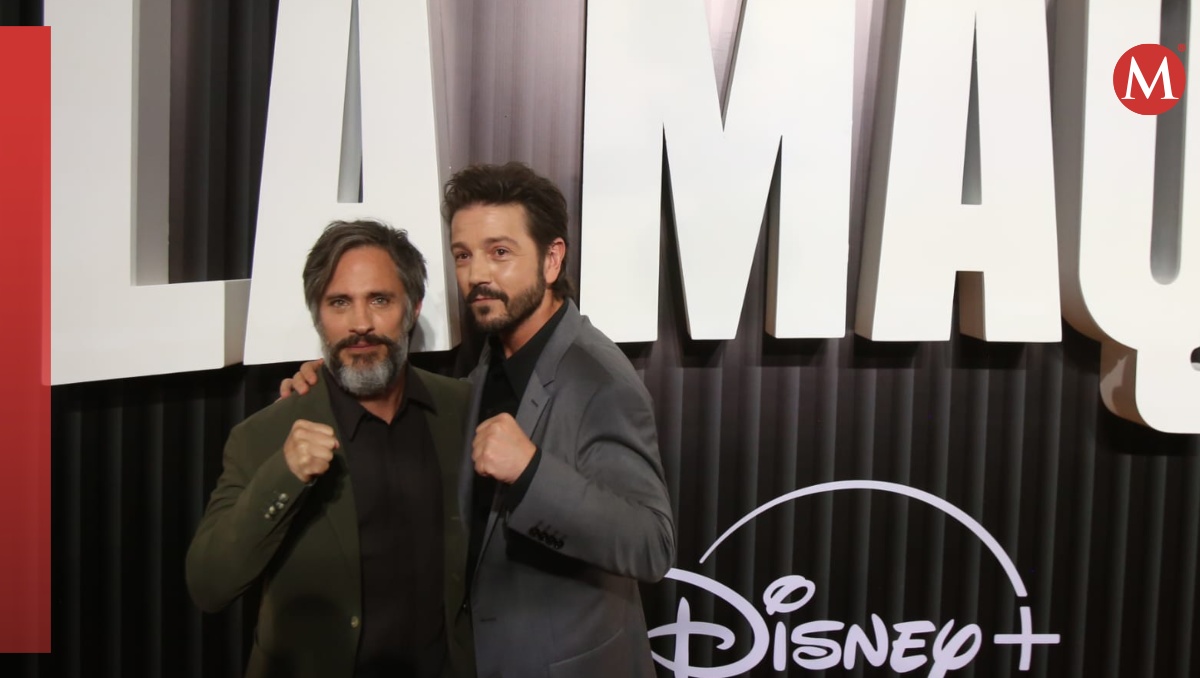 Gael García Bernal y Diego Luna en la premier de La Maquina en CdMx | Ariana Pérez