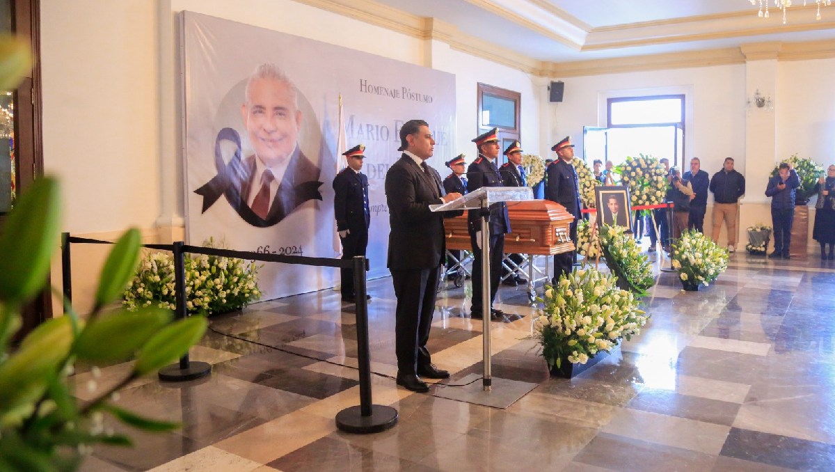 Homenaje a Mario Enrique del Toro en el Palacio Municipal de Tlalnepantla. Foto: (Especial)