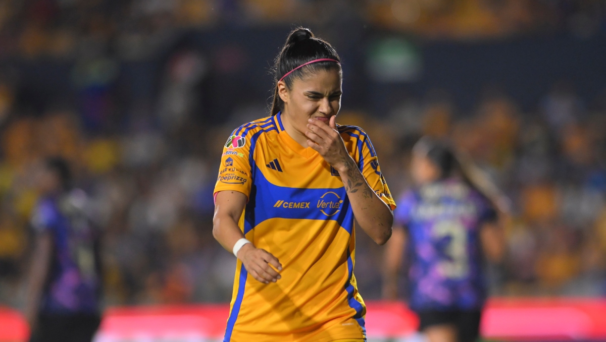 Lizbeth Ovalle se engancha con aficionada en redes sociales tras derrota de Tigres (Imago7)