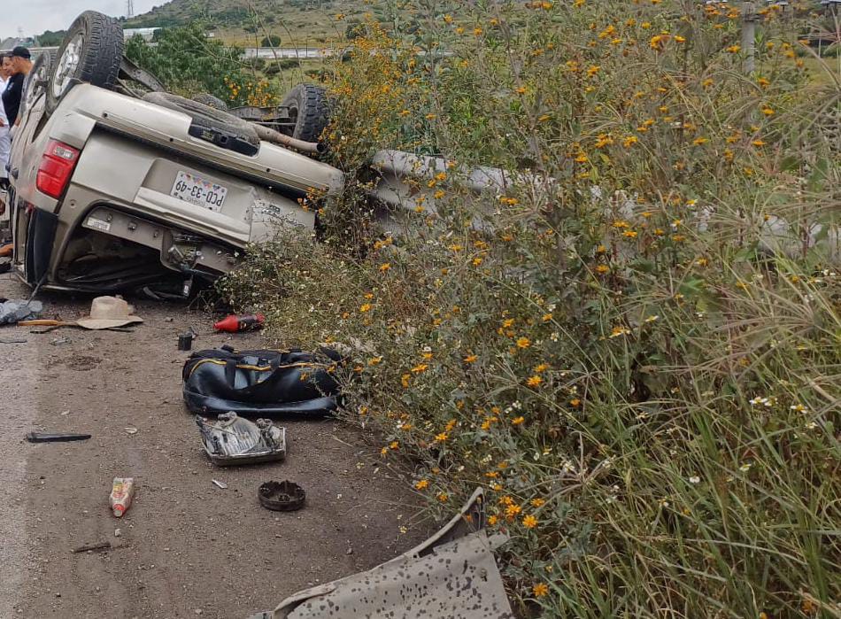 Un muerto y tres heridos en percance en Atotonilco. (Cortesía)