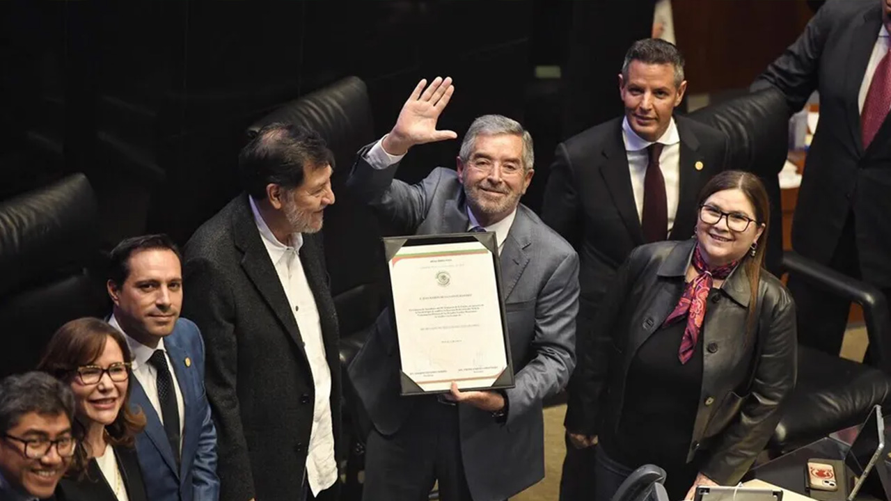 Juan Ramón de la Fuente es ratificado por el Senado como titular de la SRE