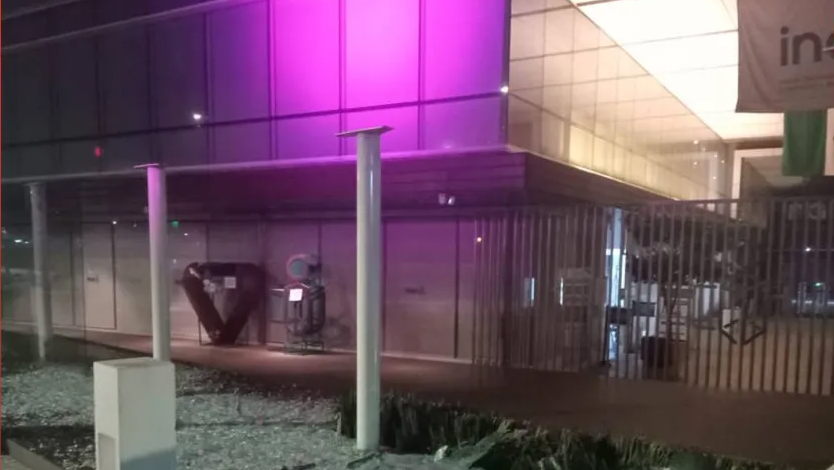 Vandalizan sede del INAI en CDMX: "hemos dado parte a las autoridades", informa consejero