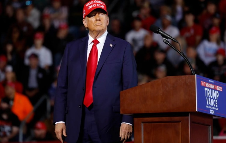 El equipo de campaña de Trump también ha solicitado restricciones de vuelo. (Foto: EFE)