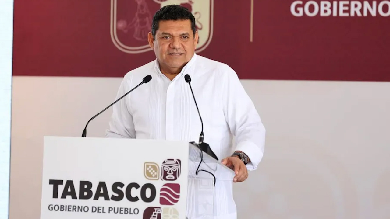 Javier May niega nexos con la delincuencia tras ola de violencia en Tabasco